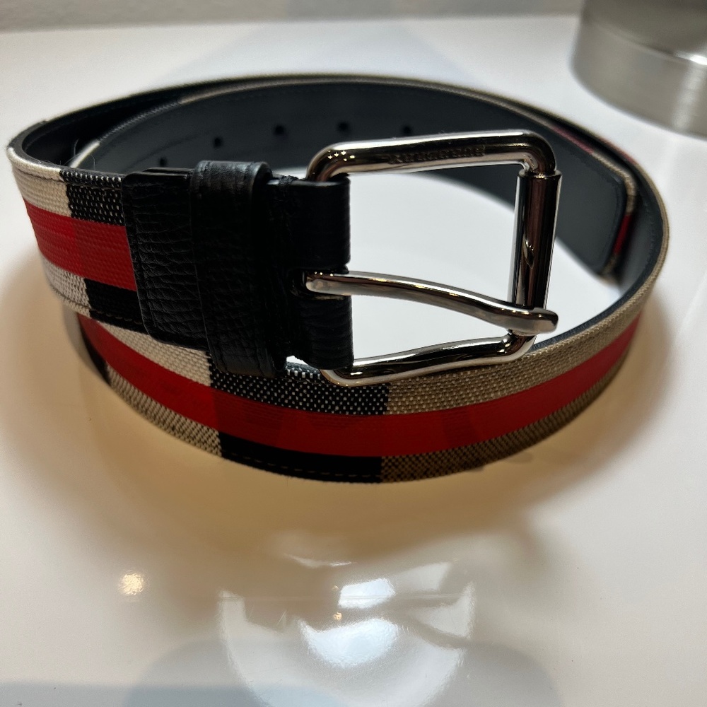 Mens Burberry belt